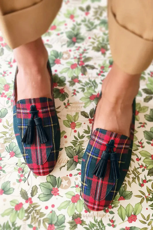 AUBREY | SCOTTISH CHIC LOAFER WITH FRINGES