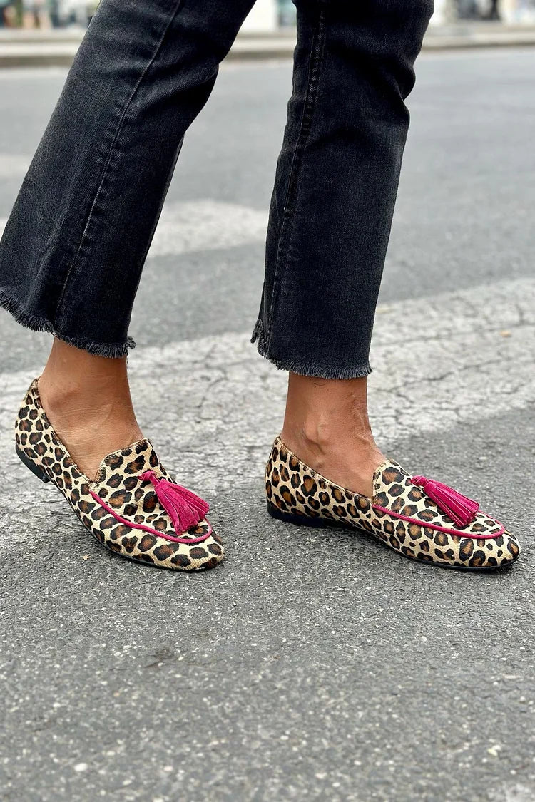 LAYLA | ANIMAL PRINT LOAFER WITH FUCHSIA FRINGES