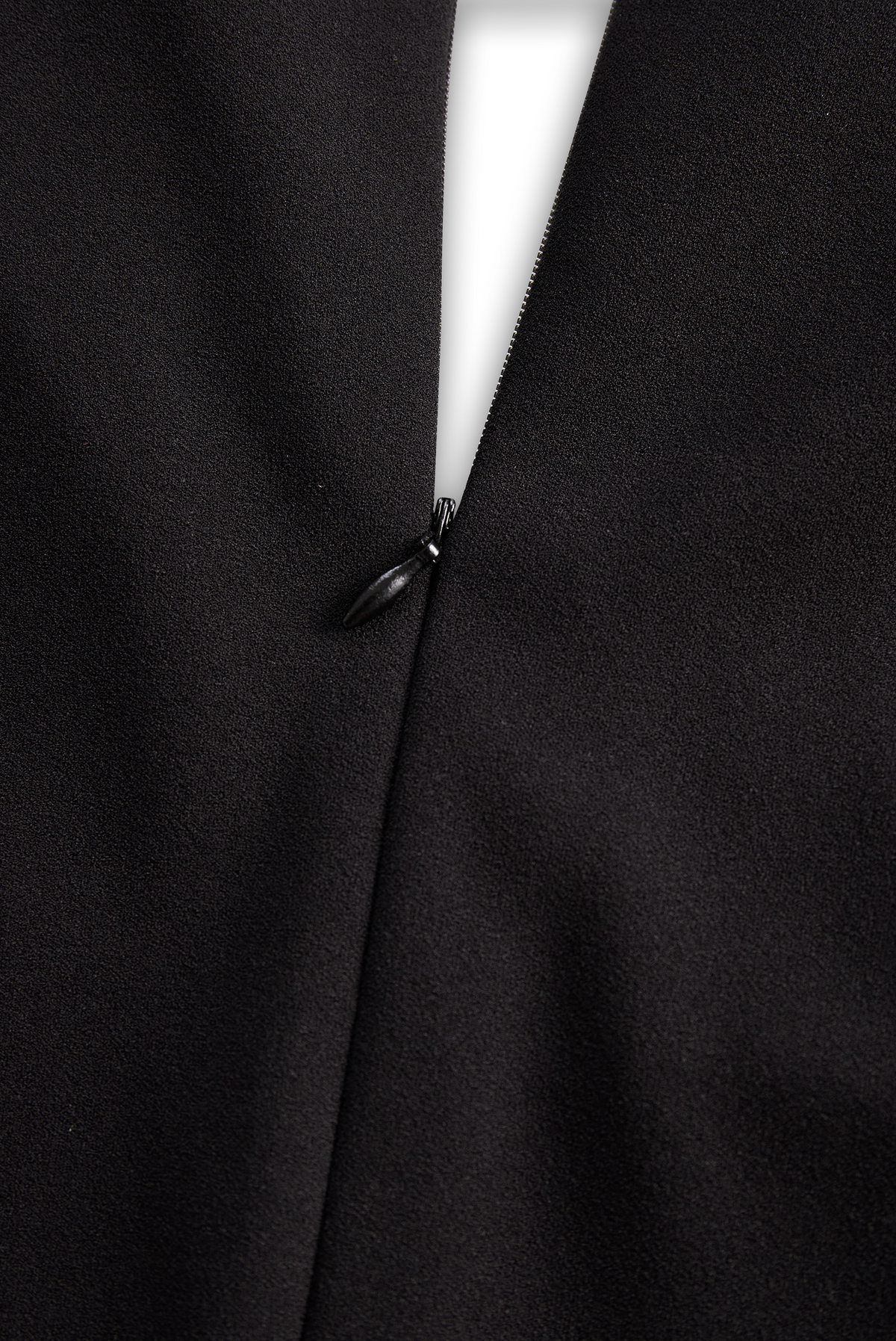 URSZULA | REFINED BLACK DRESS