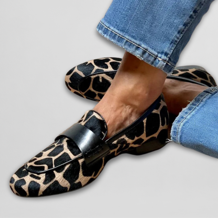 Avery | Loafer with Animal Print