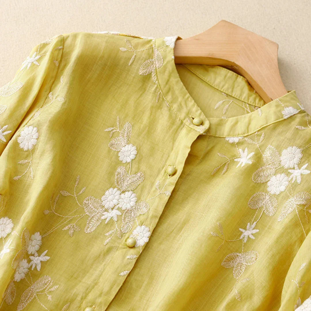 Audrey | Embroidered blouse