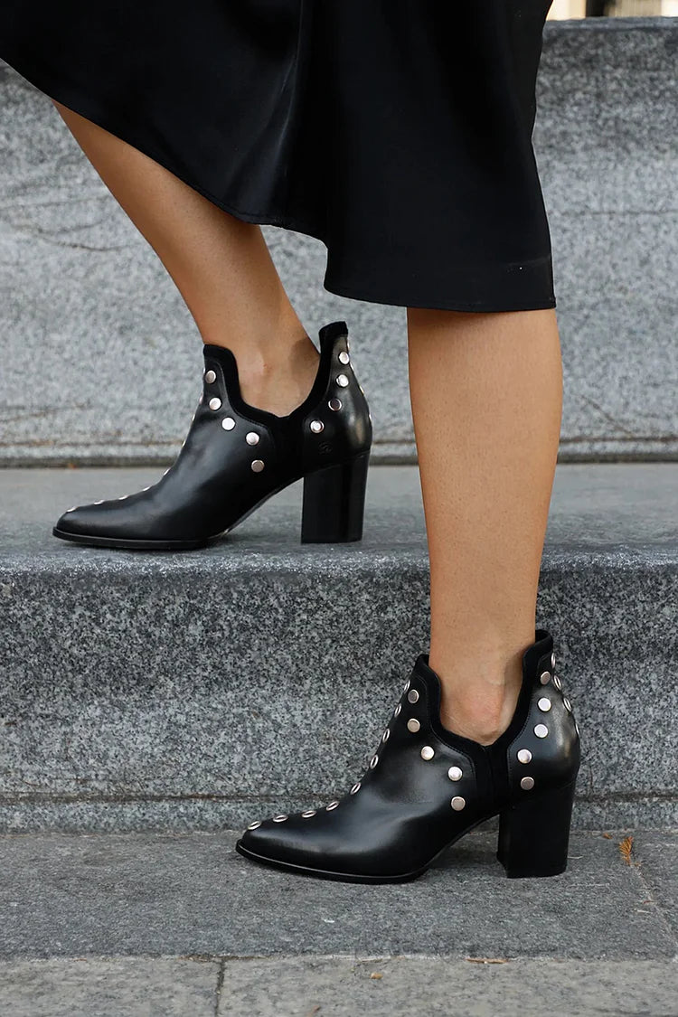 Saylor™ | Studded Wide-Heel Boots