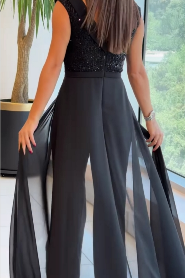 LUNA | STRUCTURED SLEEVELESS JUMPSUIT