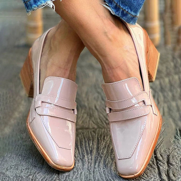 NORA | MOCASSINS WITH WIDE HEEL SHINY