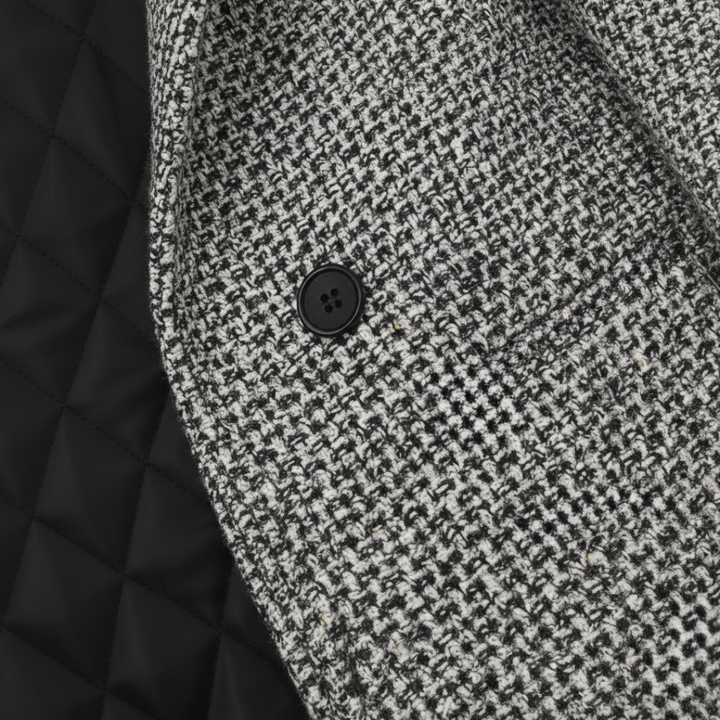AMELIA | SILHOUETTE-ENHANCING JACKET
