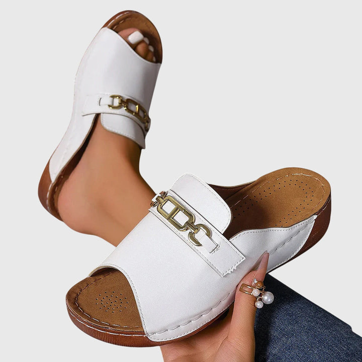 Victoria | Comfy Sandals