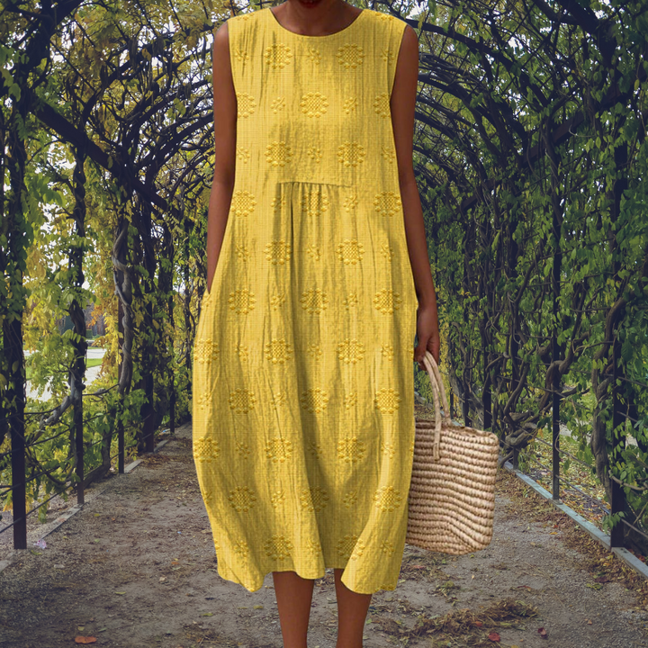 Evelyn – Elegant sleeveless dress with pockets