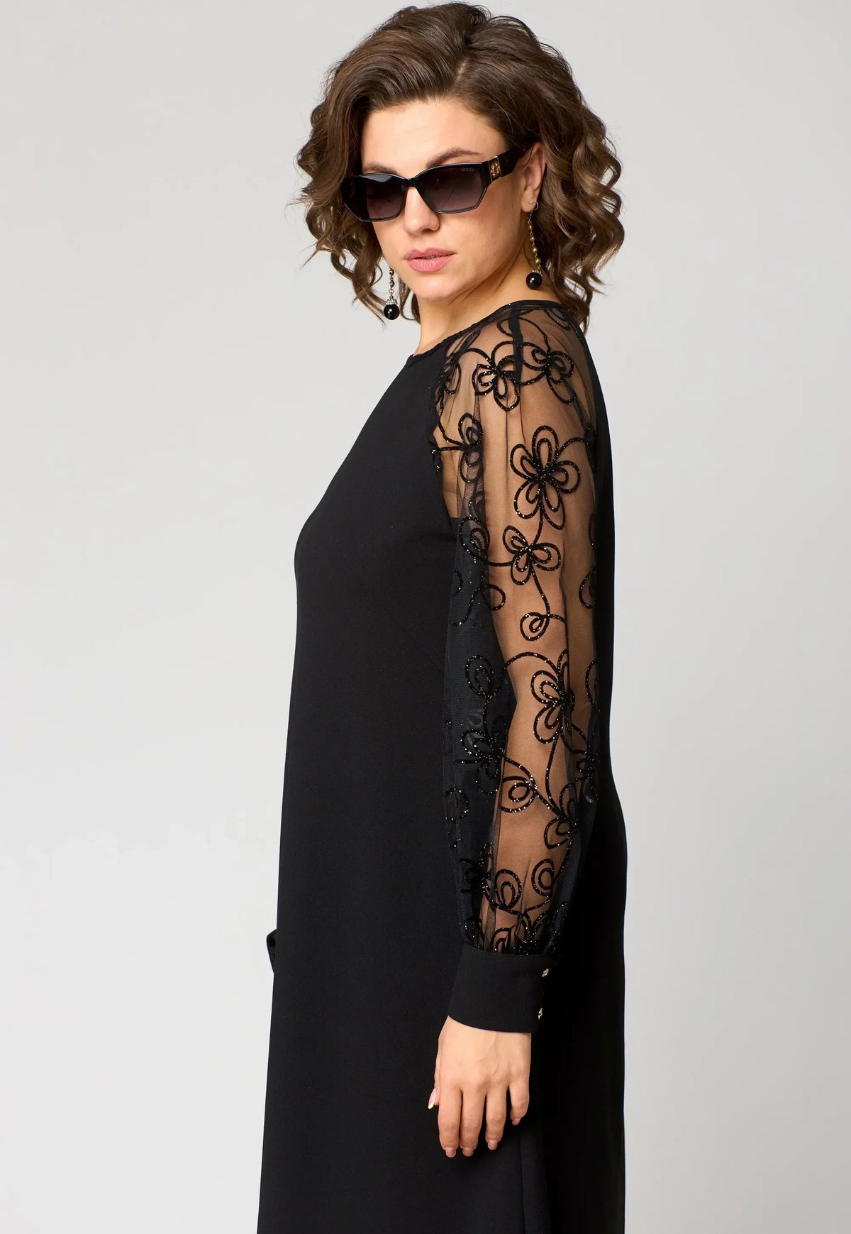 JULIA | EMBROIDERED SLEEVE DRESS