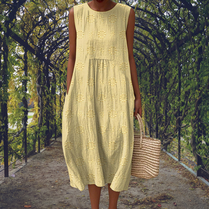 Evelyn – Elegant sleeveless dress with pockets