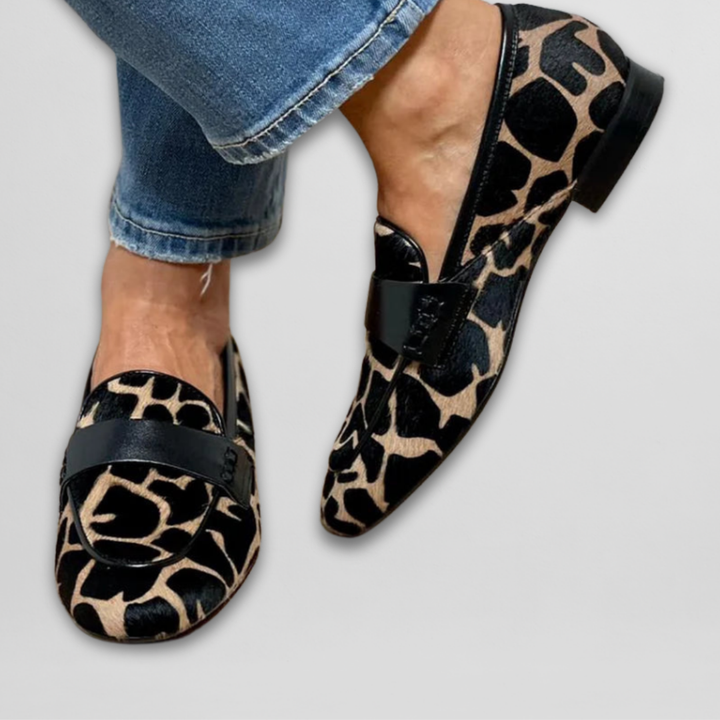 Avery | Loafer with Animal Print