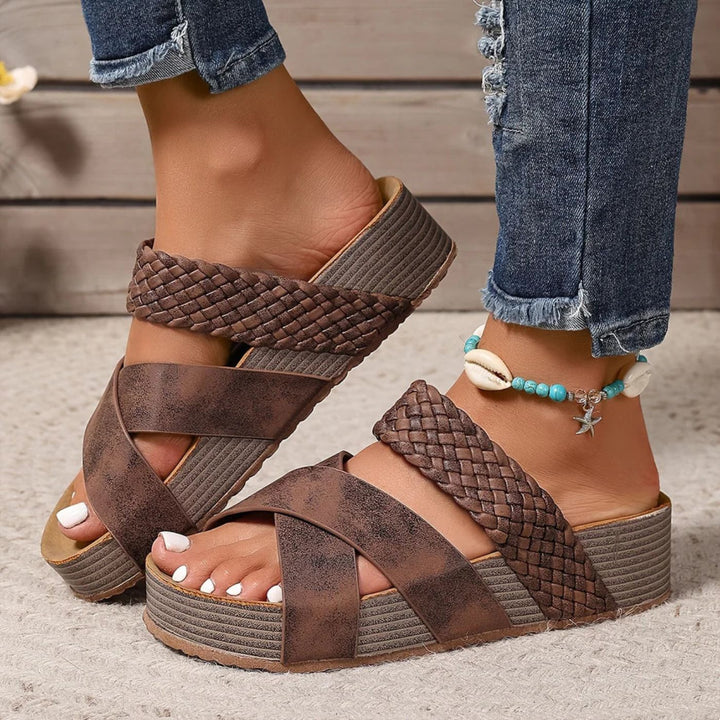 Samantha – Orthopedic Leather Strap Sandals