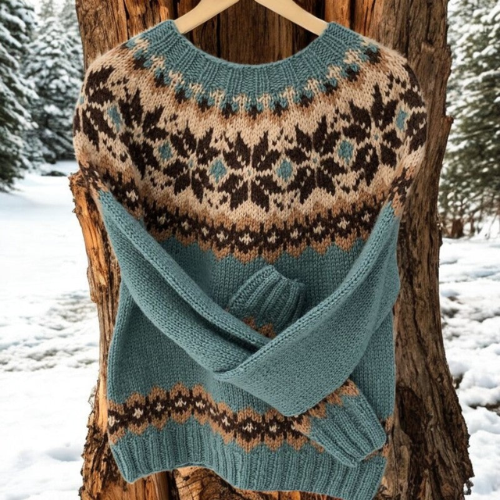 Lydia | Warm Sweater with classic winter details