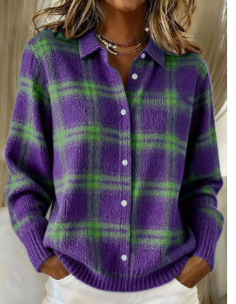 Scarlett – Soft Hoodie Blouse with Check Pattern