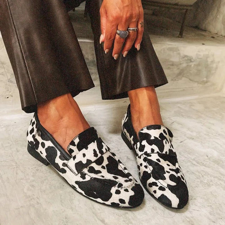 STELLA | ELEGANT ANIMAL PRINT LOAFERS