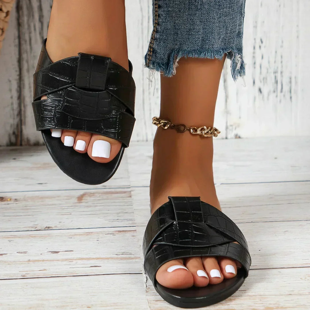 Valora | Luxe Slides