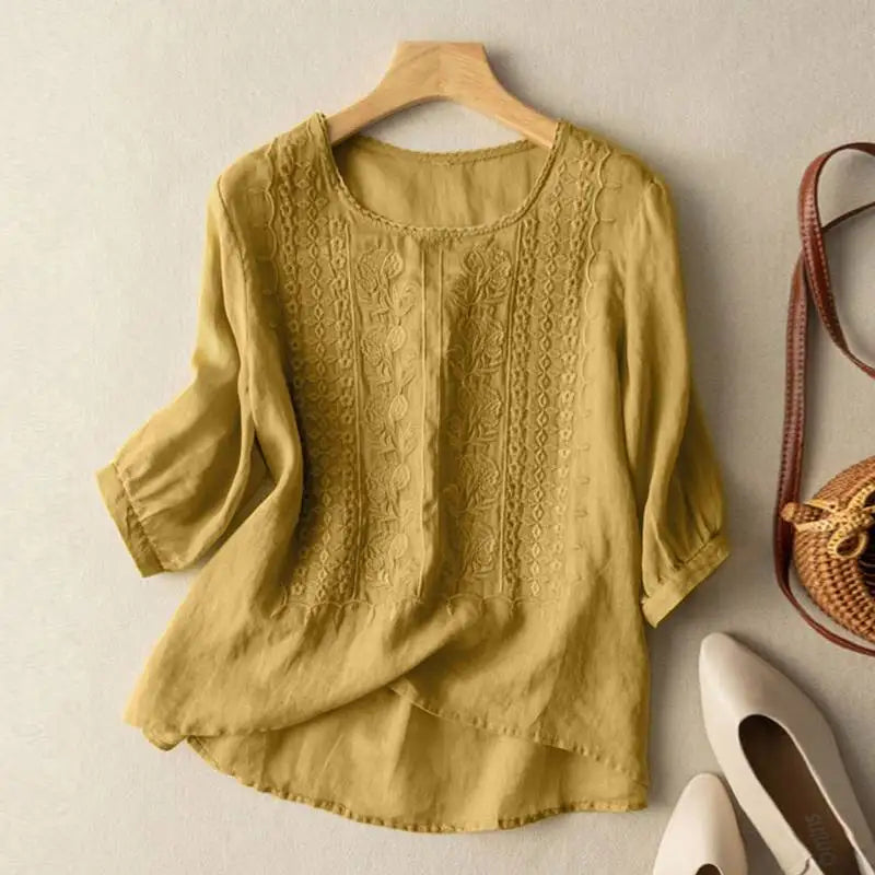 Layla – Embroidered Relaxed Blouse