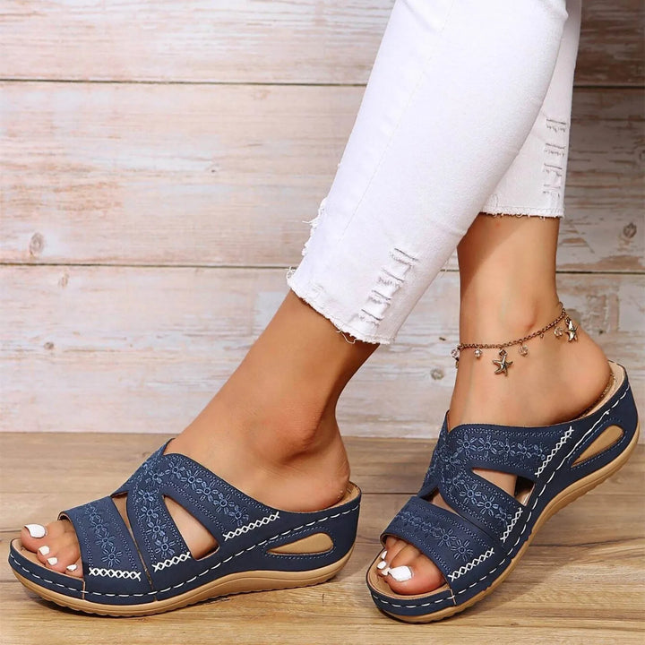 Aviana | Orthopedic Sandals