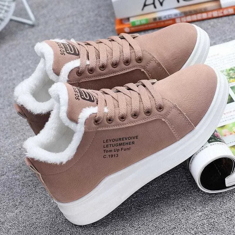 Nieuwe Snowboots Winter Outdoor Vrouwen Schoenen Warm Bont Pluche Dame Casual Schoenen Lace Up Mode Sneakers Platform Snowboots