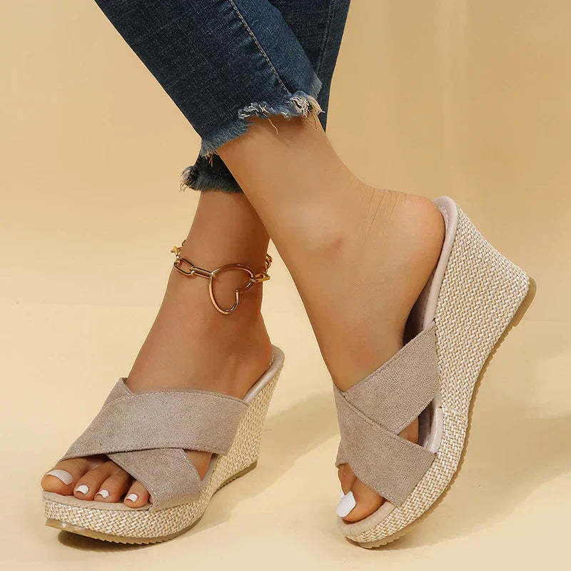 Noor | Chic Sandals