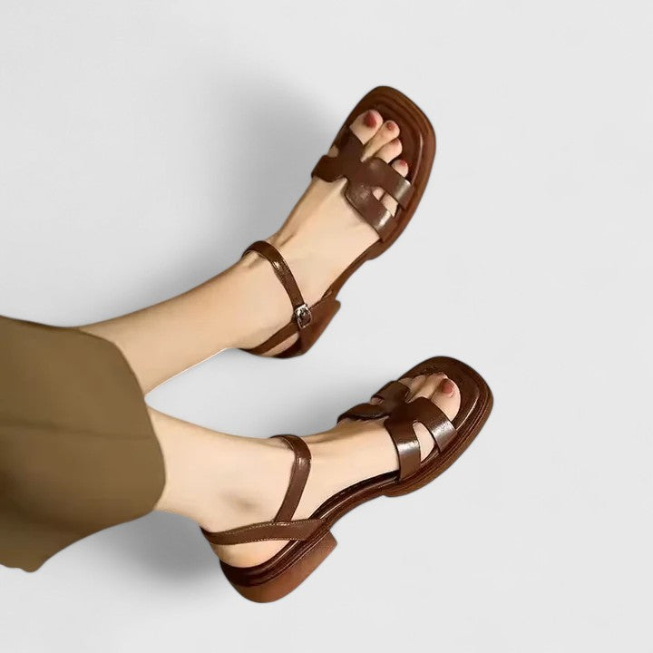 Evelyn | Sophisticated Flat Sandals