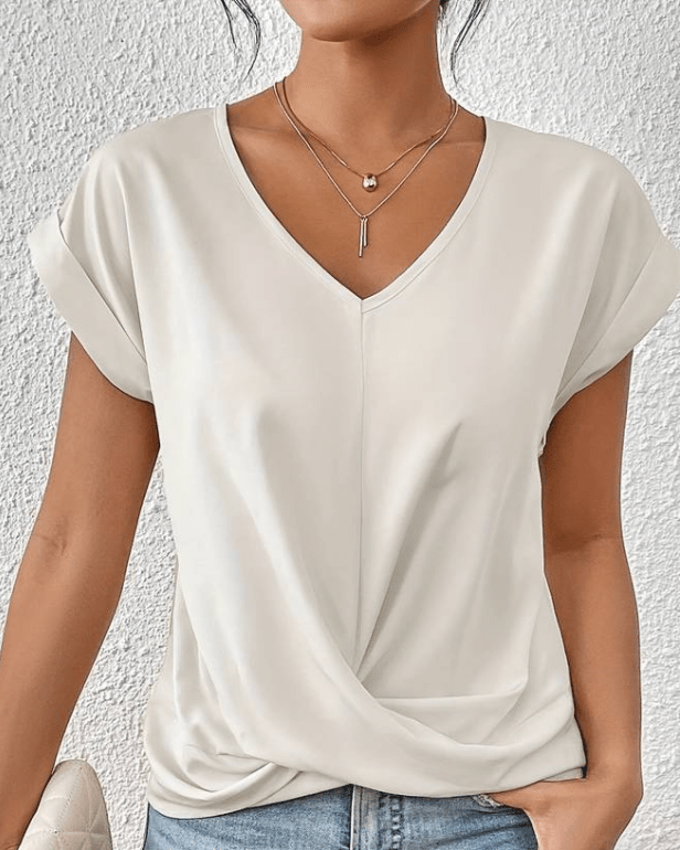 Amelia | Perfect V-neck Top