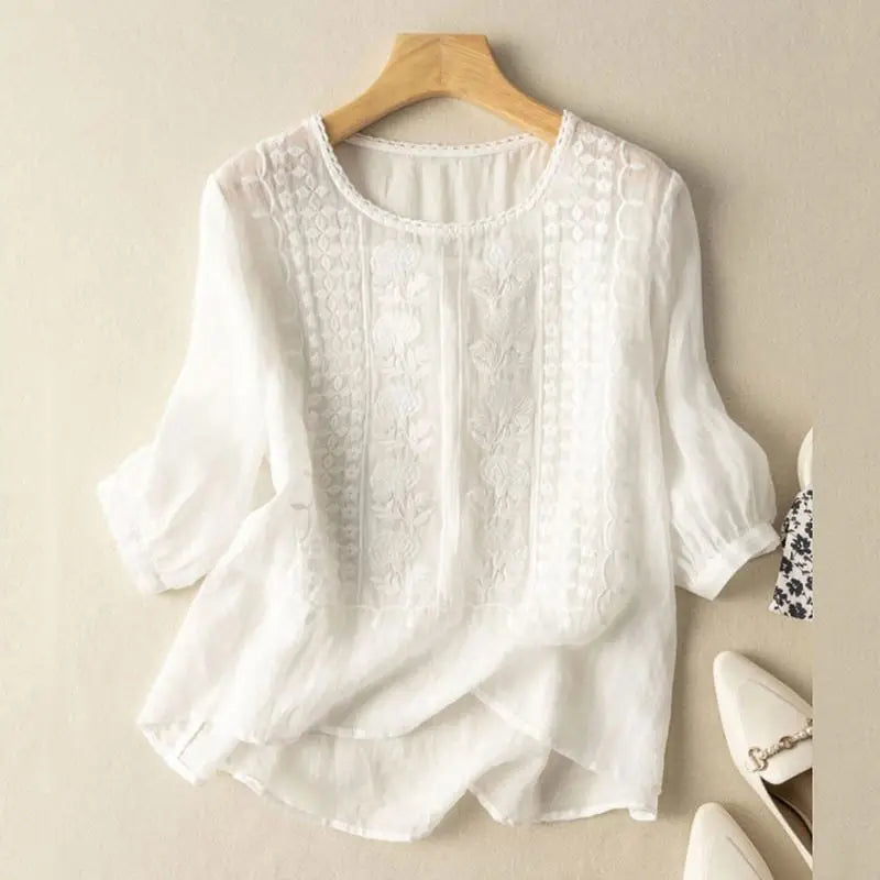 Layla – Embroidered Relaxed Blouse