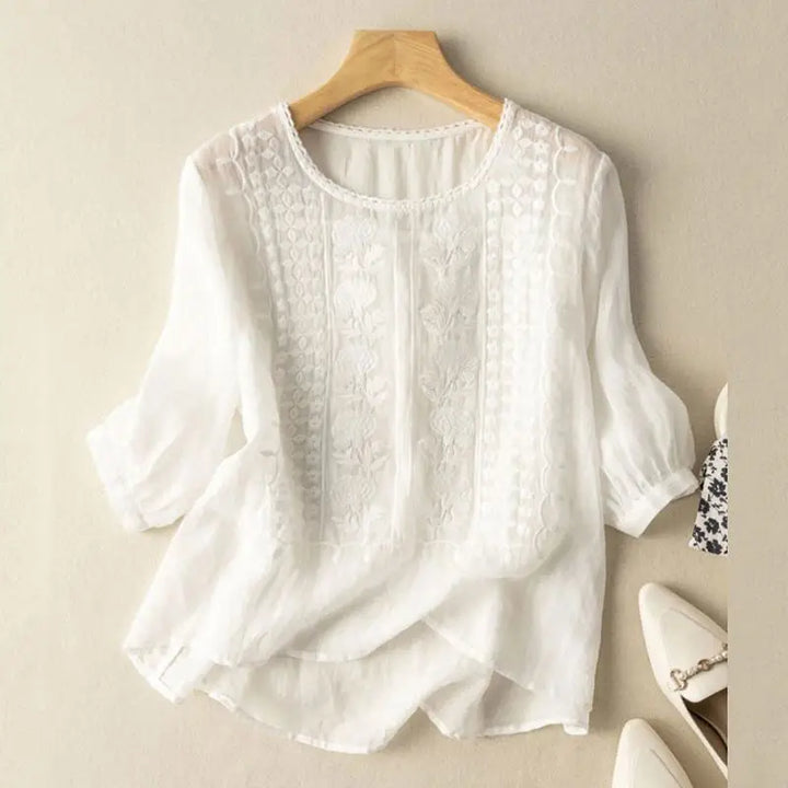 Layla – Embroidered Relaxed Blouse