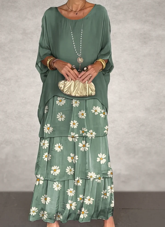Amelia | Elegant Flowing Maxi Dress