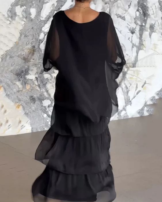 Amelia | Elegant Flowing Maxi Dress