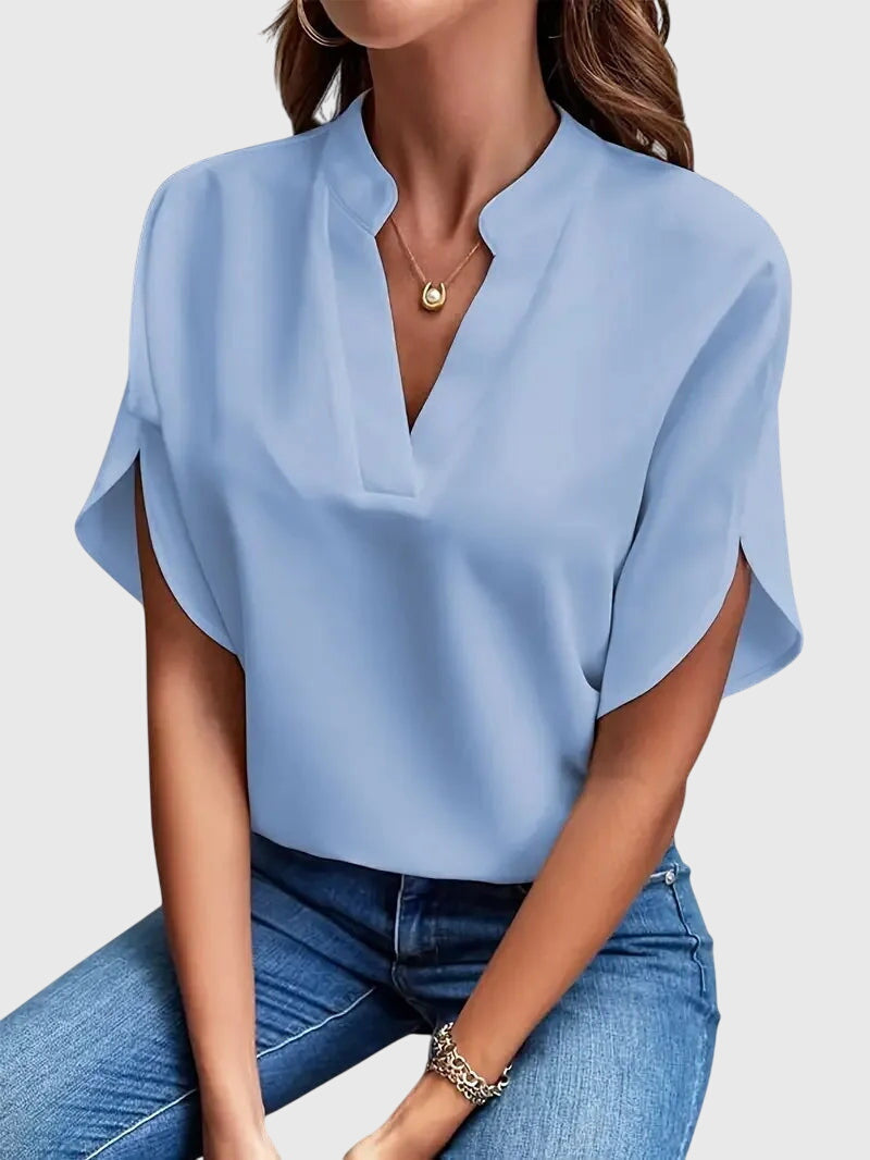 Carly | Soft and Elegant V-Neck Shirt