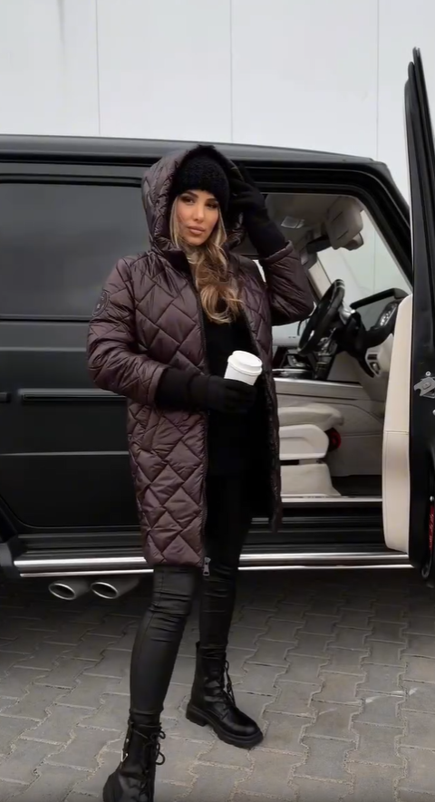 EMMY | ELEGANT QUILTED JACKET