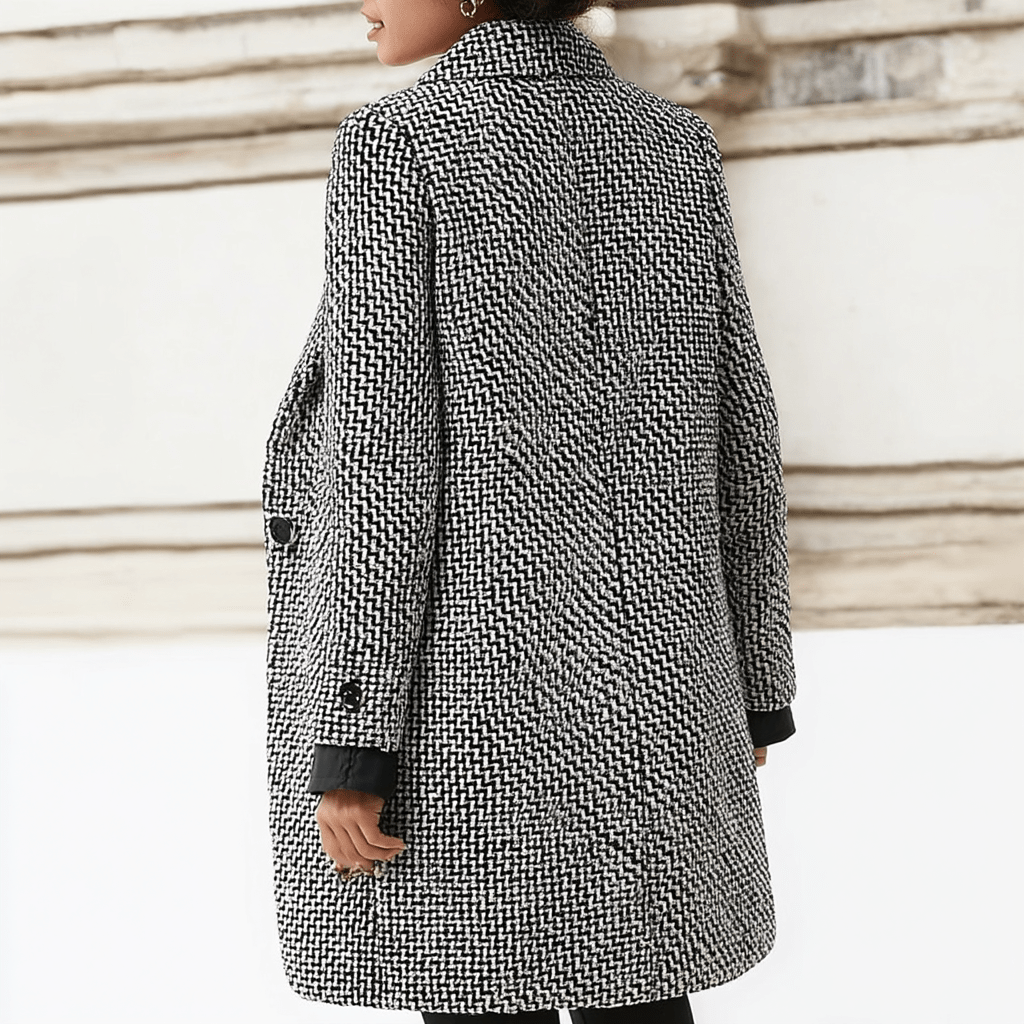 AMELIA | SILHOUETTE-ENHANCING JACKET