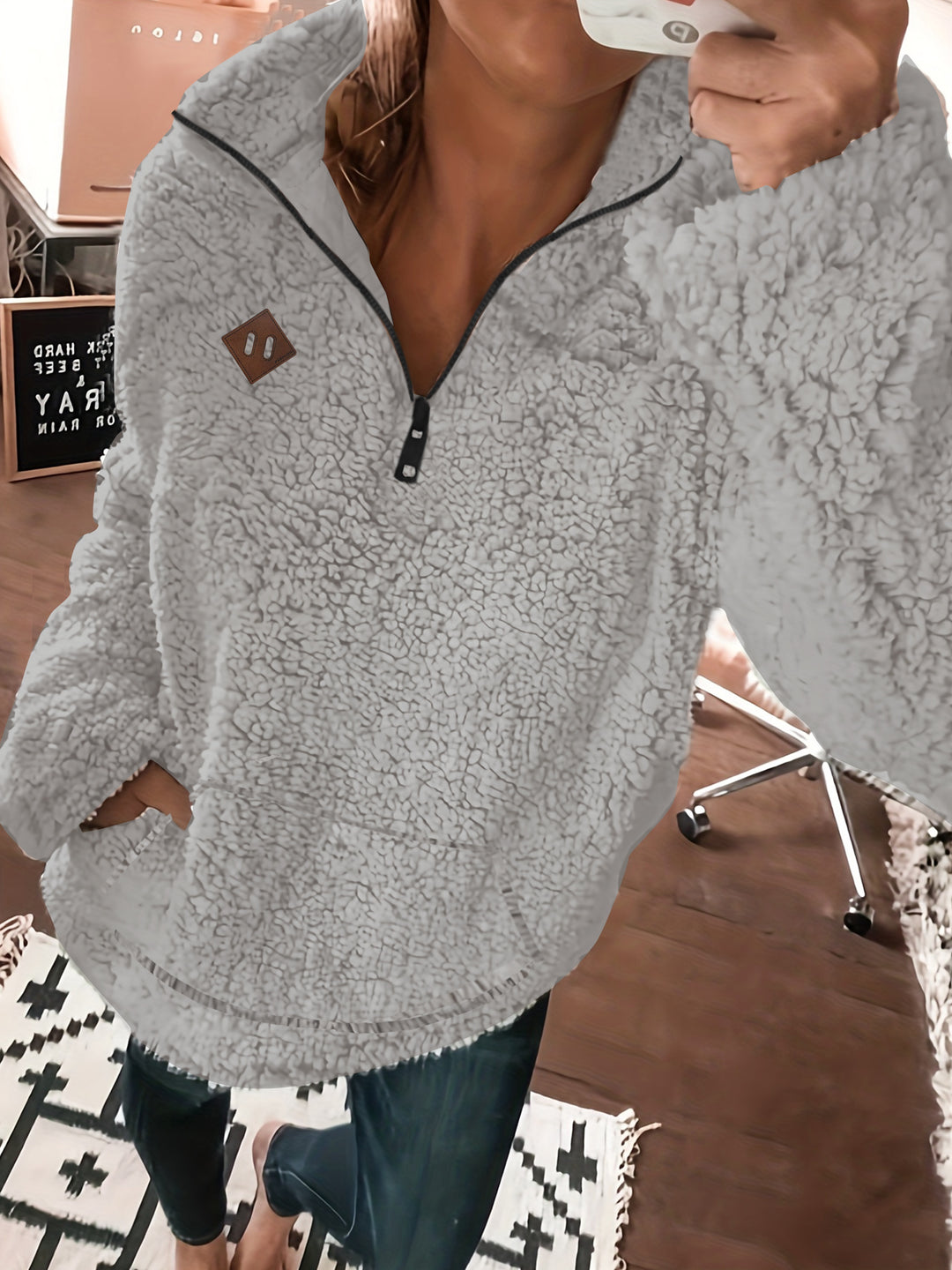 SUSAN | HIGH-NECK ZIP HOODIE