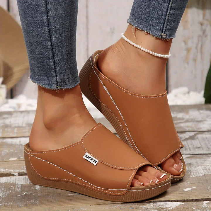 Jovie | Slip-On Sandals