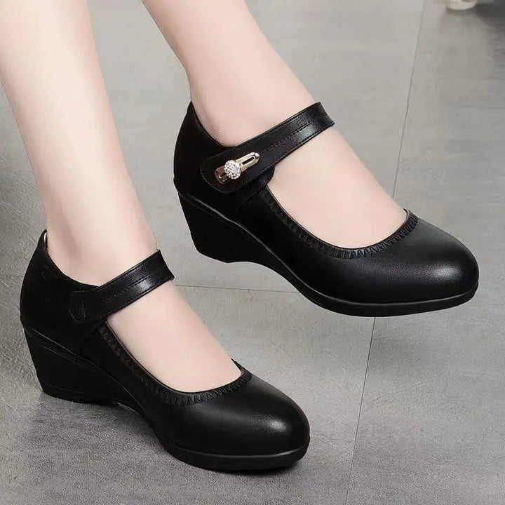 Savannah – Elegant Mid-Heel Comfort Shoes