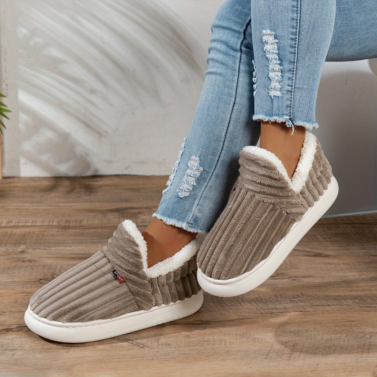 STEPHANIE | COMFORTABLE PLUSH SLIPPERS