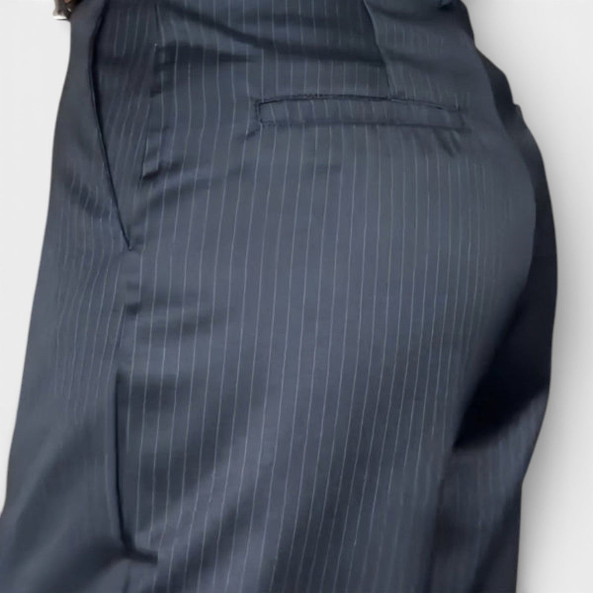 MATHILDA | ELEGANT, FIGURE-FLATTERING PANTS WITH STRIPES