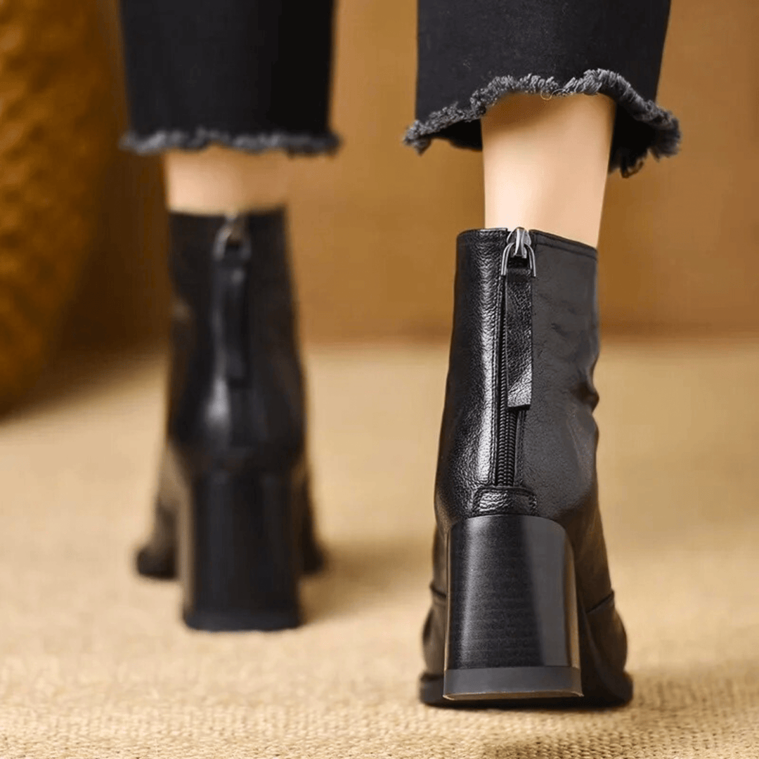 Ovelle | Classic Heeled Boot