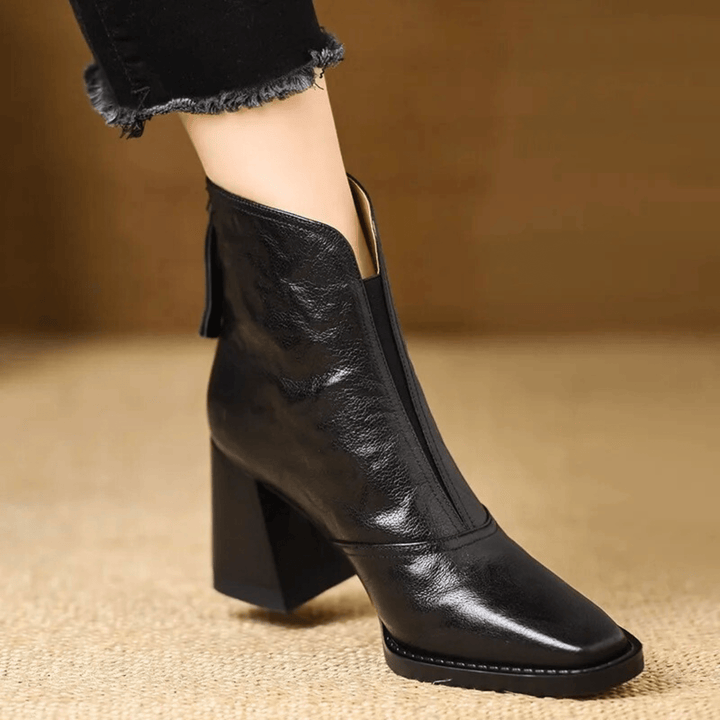 Ovelle | Classic Heeled Boot