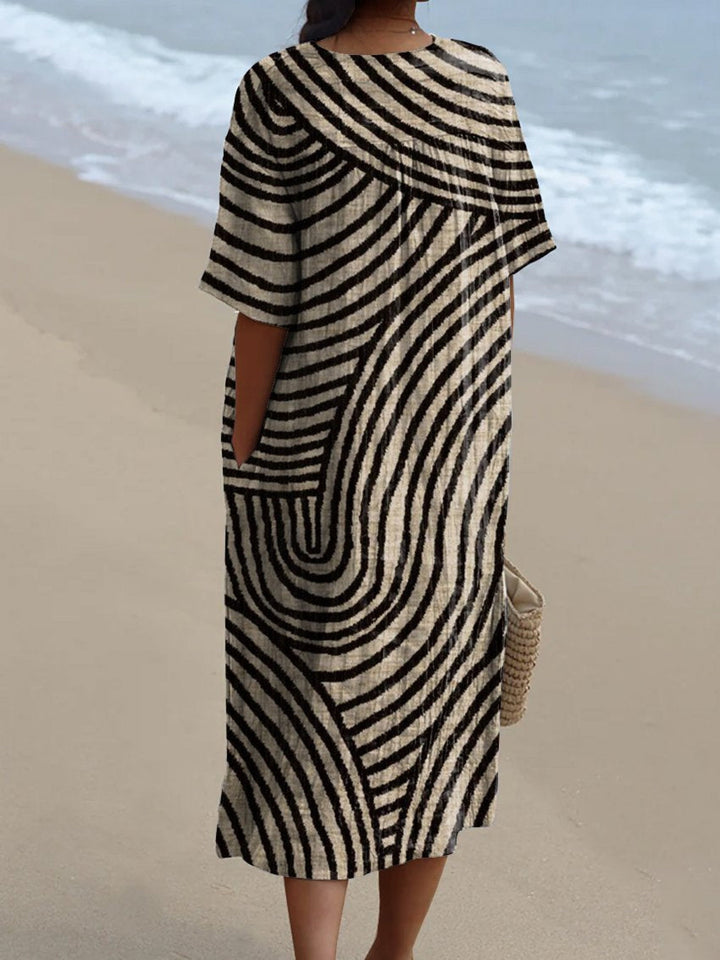 Macy – Graphic Dress