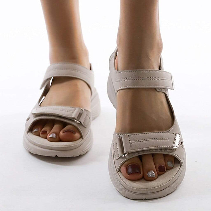 Leah | Sleek Supportive Sandal